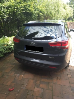 Sprzedam samochód kia cee'd 1,6 kombi wersja business line z 2016 roku  . Bogate wyposażenie.  W bardzo dobrym stanie.