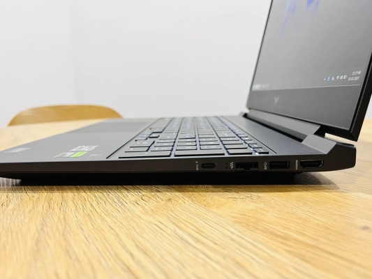 Laptop HP VICTUS 15 FB0400NW Ryzen 5 5600H 16GB RAM 512 SSD RTX 3050 WIN11
