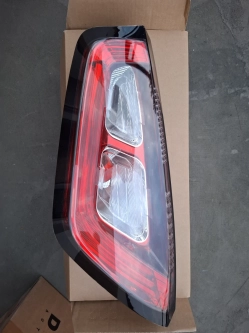 LAMPA FIAT PUNTO