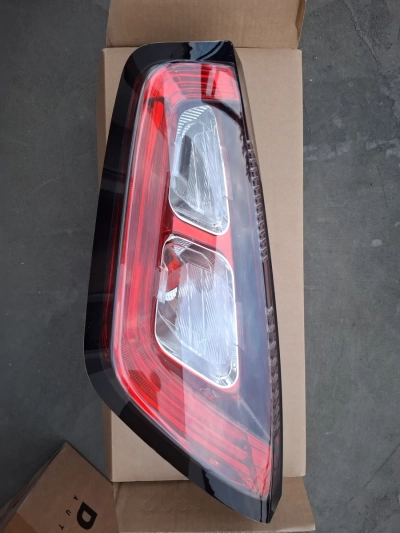 LAMPA FIAT PUNTO