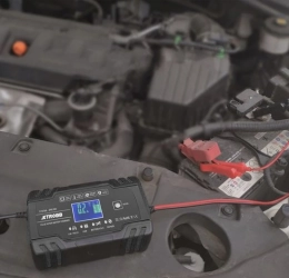 PROSTOWNIK AUTOMATYCZNY DO AKUMULATORA 12V LUB 24V