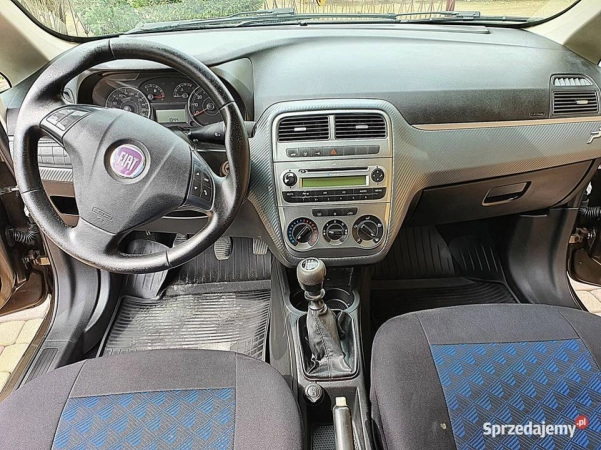 FIAT PUNTO 1.4 BENZYNA 2009 ROK  I WŁAŚCICIEL