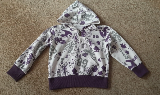 Bluza chłopięca kaptur 104-110 