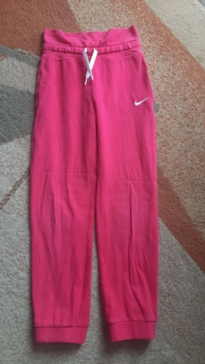 Spodnie dresowe dziewczęce 110/116 Nike
