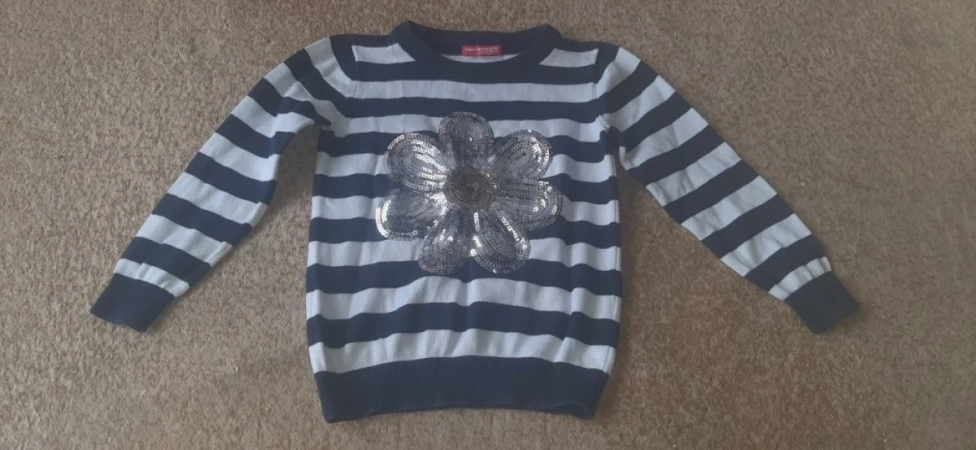 Sweter dziewczęcy paski 110-116 Young Dimension