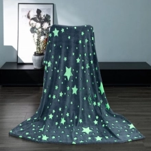 MIĘKKI KOC PLED NARZUTA NA ŁÓŻKO ŚWIECĄCY 150x180 Duży KOCYK Neon HIT