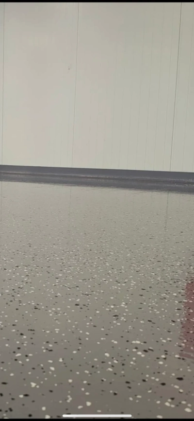 Posadzki | Żywice epoksydowe | Mikrocement | Panele winylowe – MK Dekor