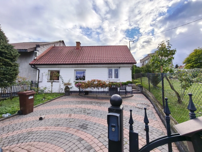 Stylowy dom z wyposażeniem w Zbylitowskiej Górze