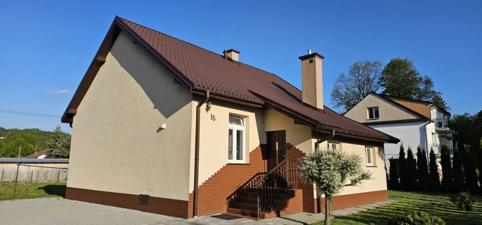 Kąśna Dolna dom k. Cieżkowice / Dworek Paderewskiego