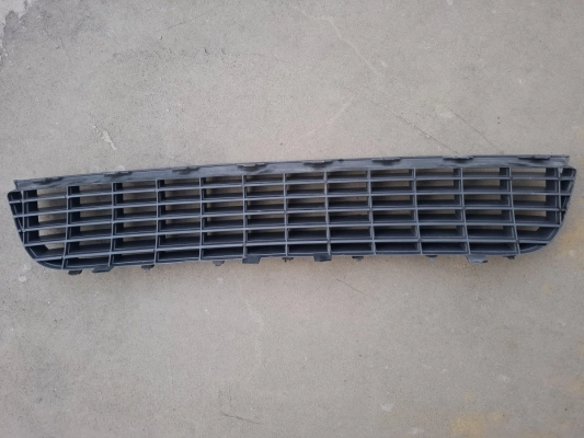 ATRAPA GRILLA FIAT GRANDE PUNTO