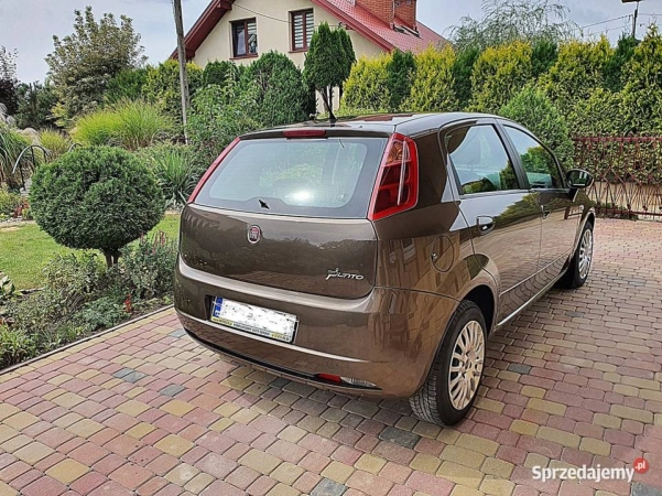 FIAT PUNTO 1.4 BENZYNA 2009 ROK  I WŁAŚCICIEL