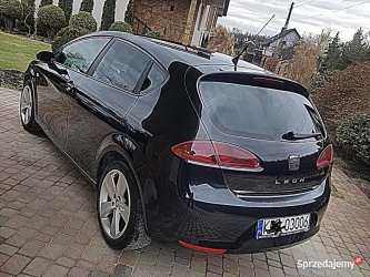 SEAT LEON -BENZYNA