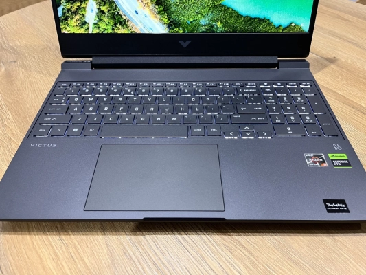 Laptop HP VICTUS 15 FB0400NW Ryzen 5 5600H 16GB RAM 512 SSD RTX 3050 WIN11
