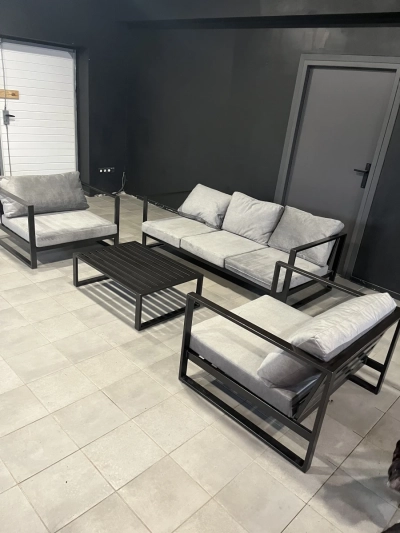 Nowoczesny zestaw mebli ogrodowych / tarasowych – styl loft 