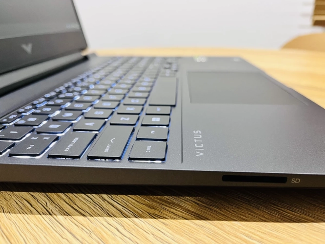 Laptop HP VICTUS 15 FB0400NW Ryzen 5 5600H 16GB RAM 512 SSD RTX 3050 WIN11
