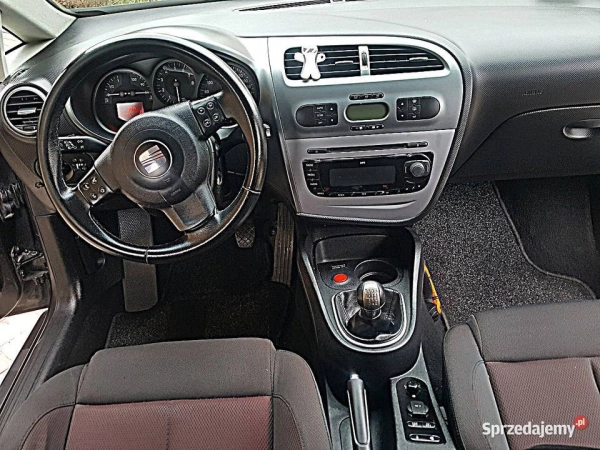SEAT LEON -BENZYNA