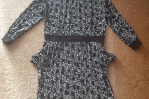 Sukienka damska krótka/długi rękaw 42/XL