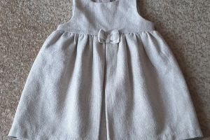 Sukienka krótka na szelkach beżowa 80 Cool Club