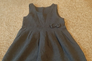 Sukienka dziewczęca na szelkach bez rękawów 104-110 M&S