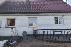 Stylowy dom z wyposażeniem w Zbylitowskiej Górze