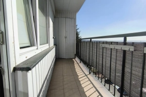 Mieszkanie na sprzedaż przy ul. Marynarki Wojennej