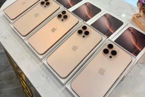 Oryginalny, Nowy Apple iPhone 17 Pro Max, iPhone 17 Pro, iPhone 17, iPhone Air, iPhone 16 Pro Max, iPhone 16 Pro, iPhone 16, iPhone 16 Plus